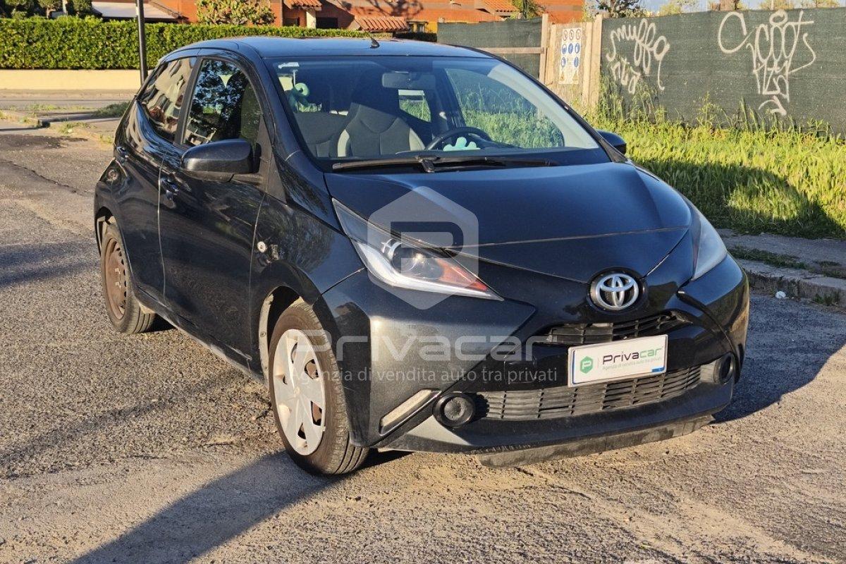TOYOTA Aygo 1.0 VVT-i 69 CV 5 porte x-business MMT