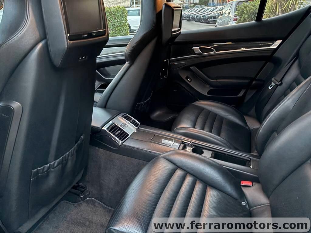 Porsche Panamera 3.0 Diesel 2012/ 176.000 KM vieni qui a scoprirla