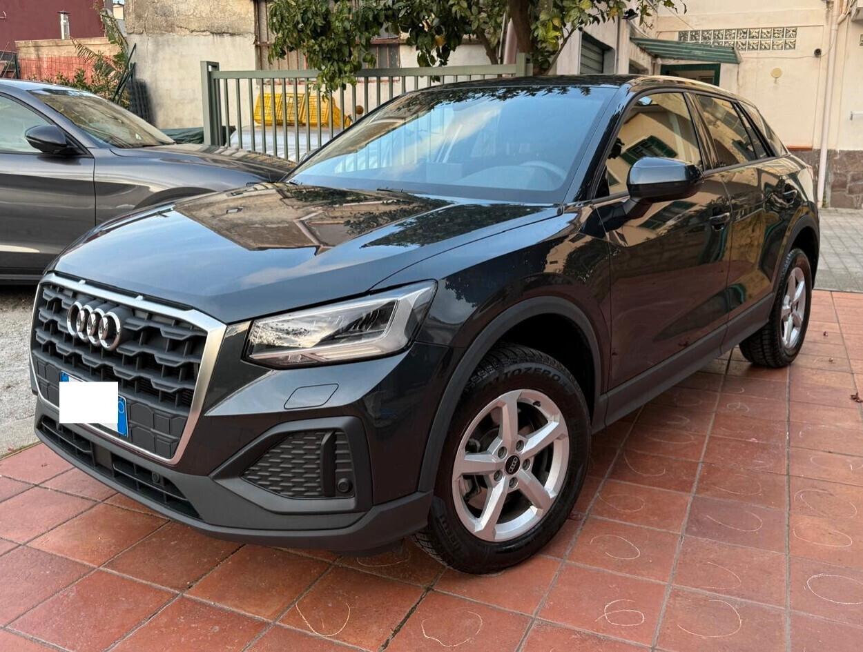 Audi Q2 35 TDI S tronic Business