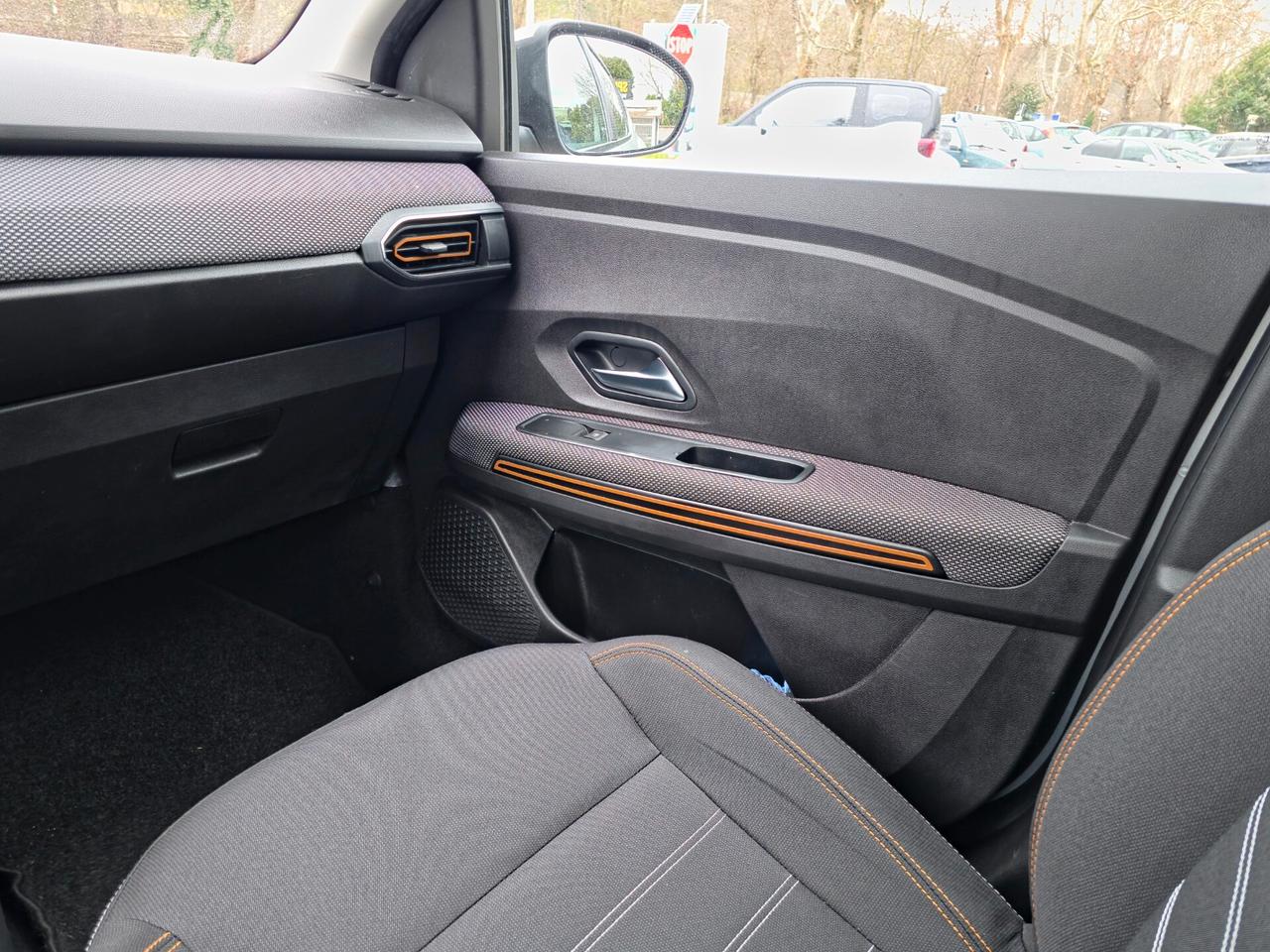 Dacia Sandero Stepway 1.0 TCe 100 CV ECO-G Comfort 2021-E6 Manuale NEO