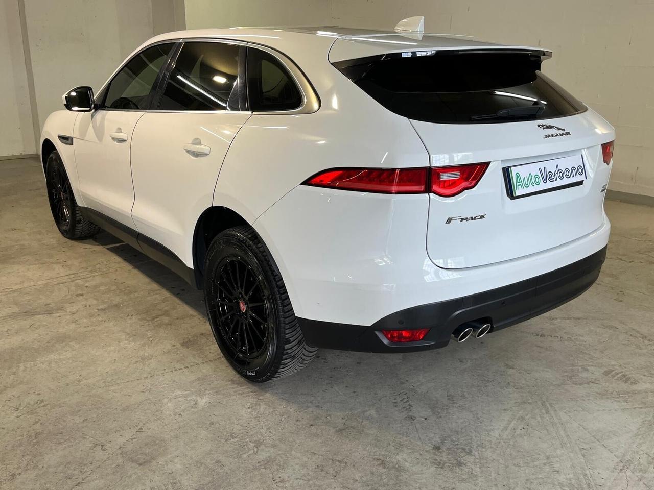 Jaguar F-Pace 2.0 D 180 CV Prestige