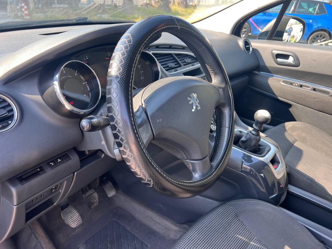 Peugeot 5008 1.6 HDi 110CV Business