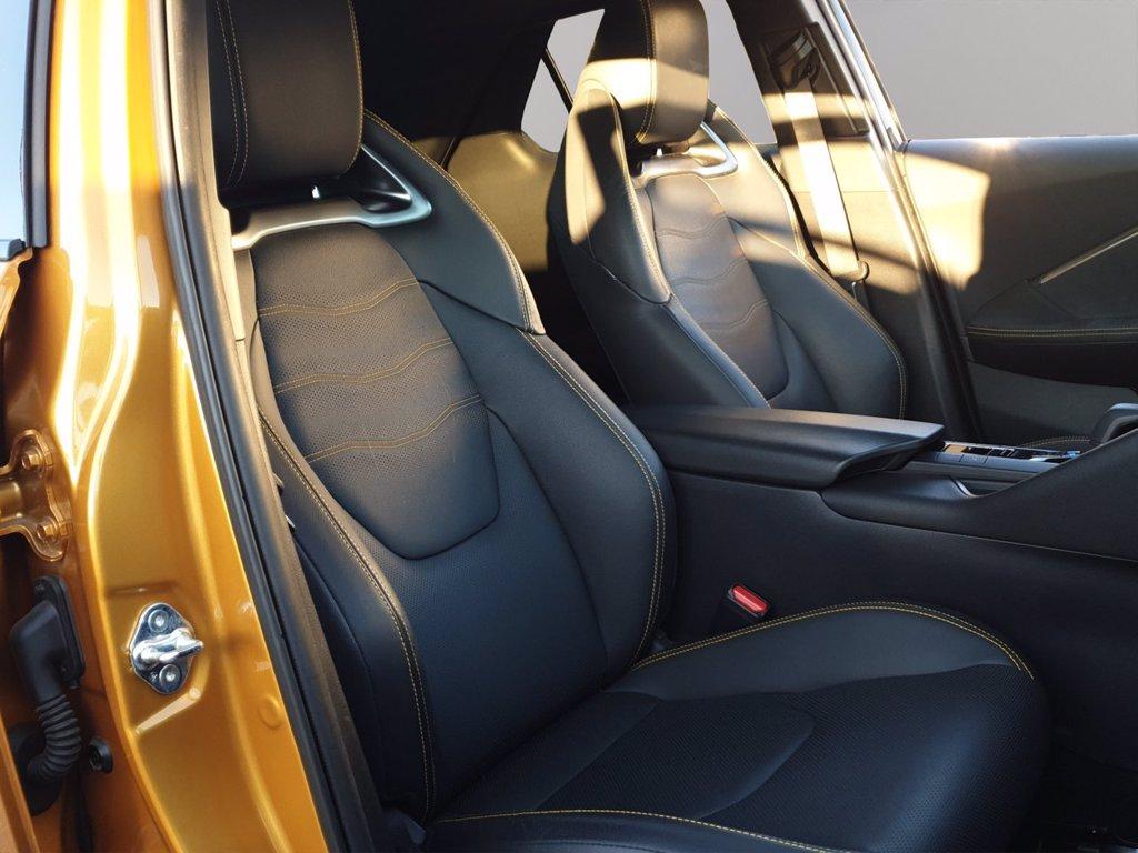 TOYOTA C-hr 2.0 phev lounge premiere fwd e-cvt del 2024