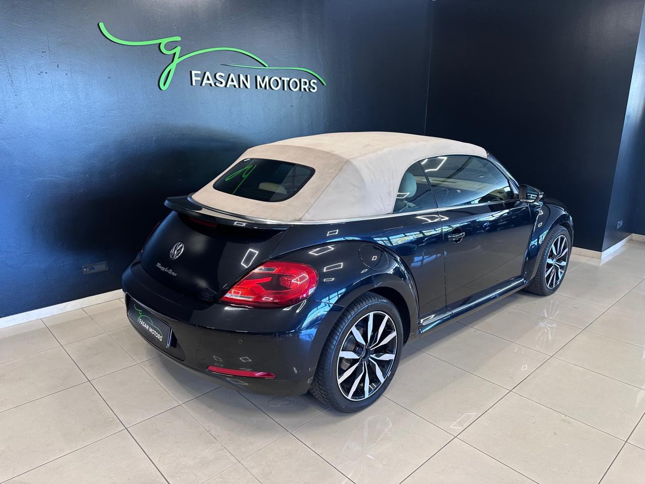 Volkswagen Maggiolino Cabrio 1.6 tdi Design 105cv dsg