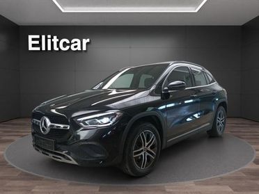 MERCEDES-BENZ GLA 180 Automatic Progressive Advanced