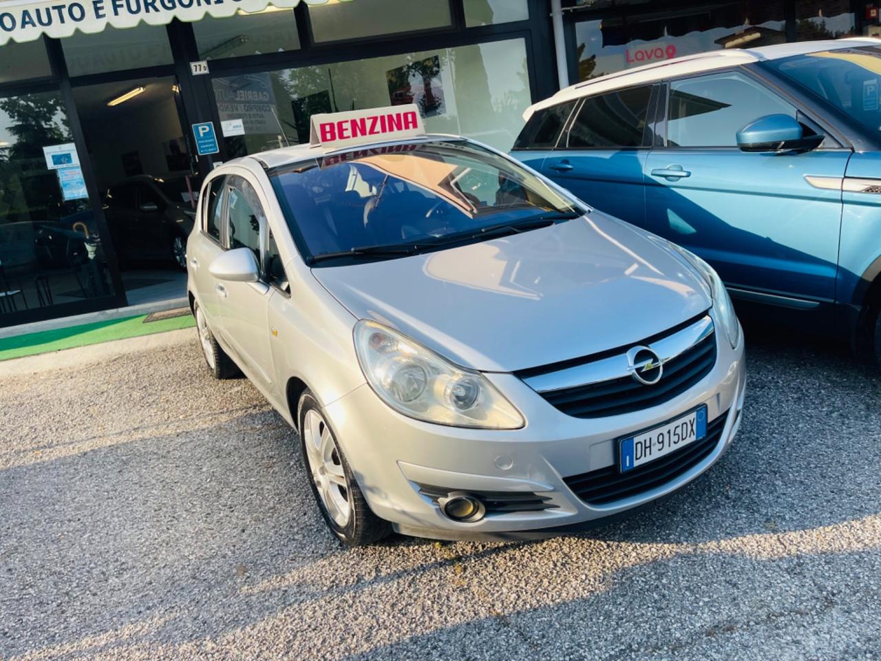 Opel Corsa 1.2 5p Cosmo Ok Neopatentati