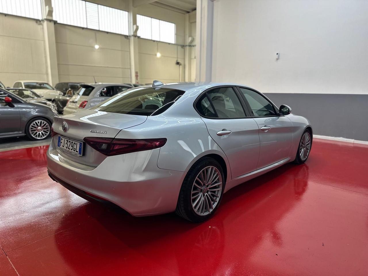 Alfa Romeo Giulia 2.2 150cv super