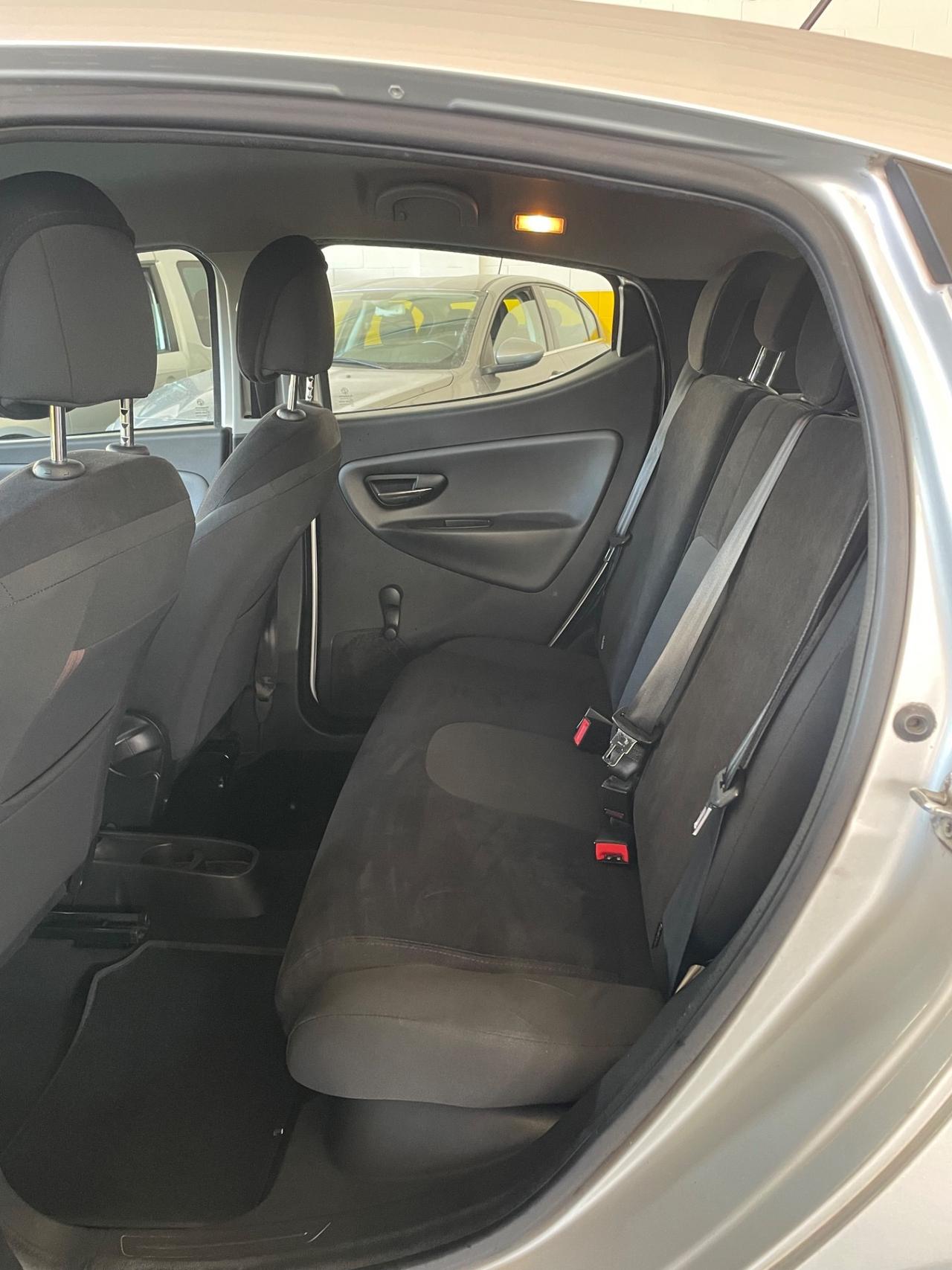 Lancia Ypsilon 1.3 MJT 16V 95 CV