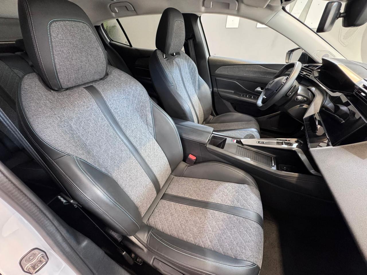 Peugeot 408 PureTech 130 S&S EAT8 Allure