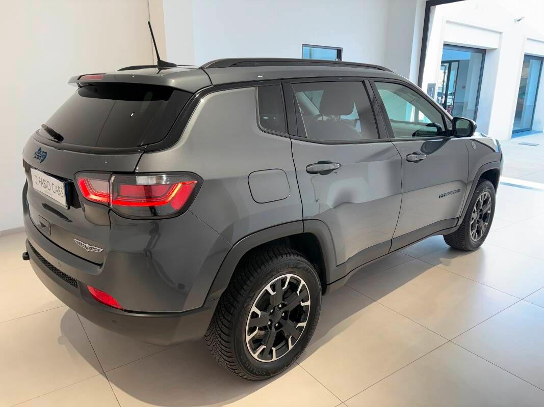 Jeep Compass 1.3 turbo t4 phev Trailhawk 4xe auto