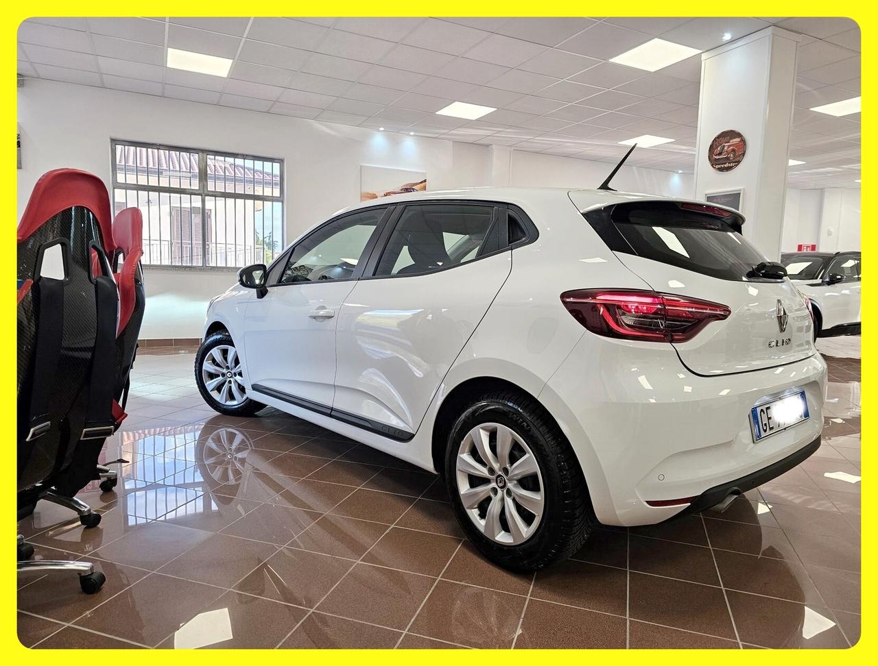 Renault New Clio 1.5 Blue dCi 85 CV Business In Garanzia 12 mesi