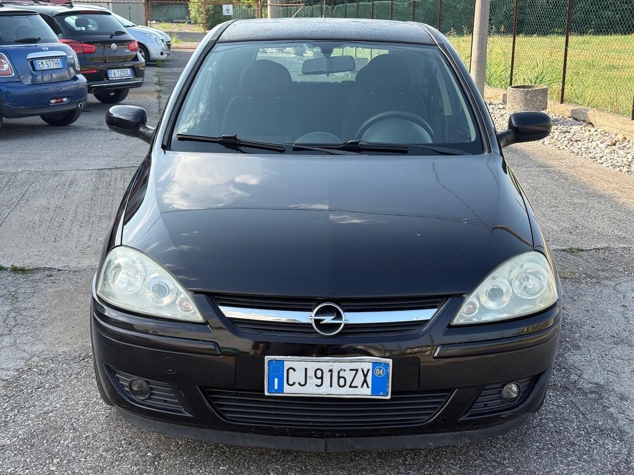 Opel Corsa 1.2i 16V cat 5 porte Club