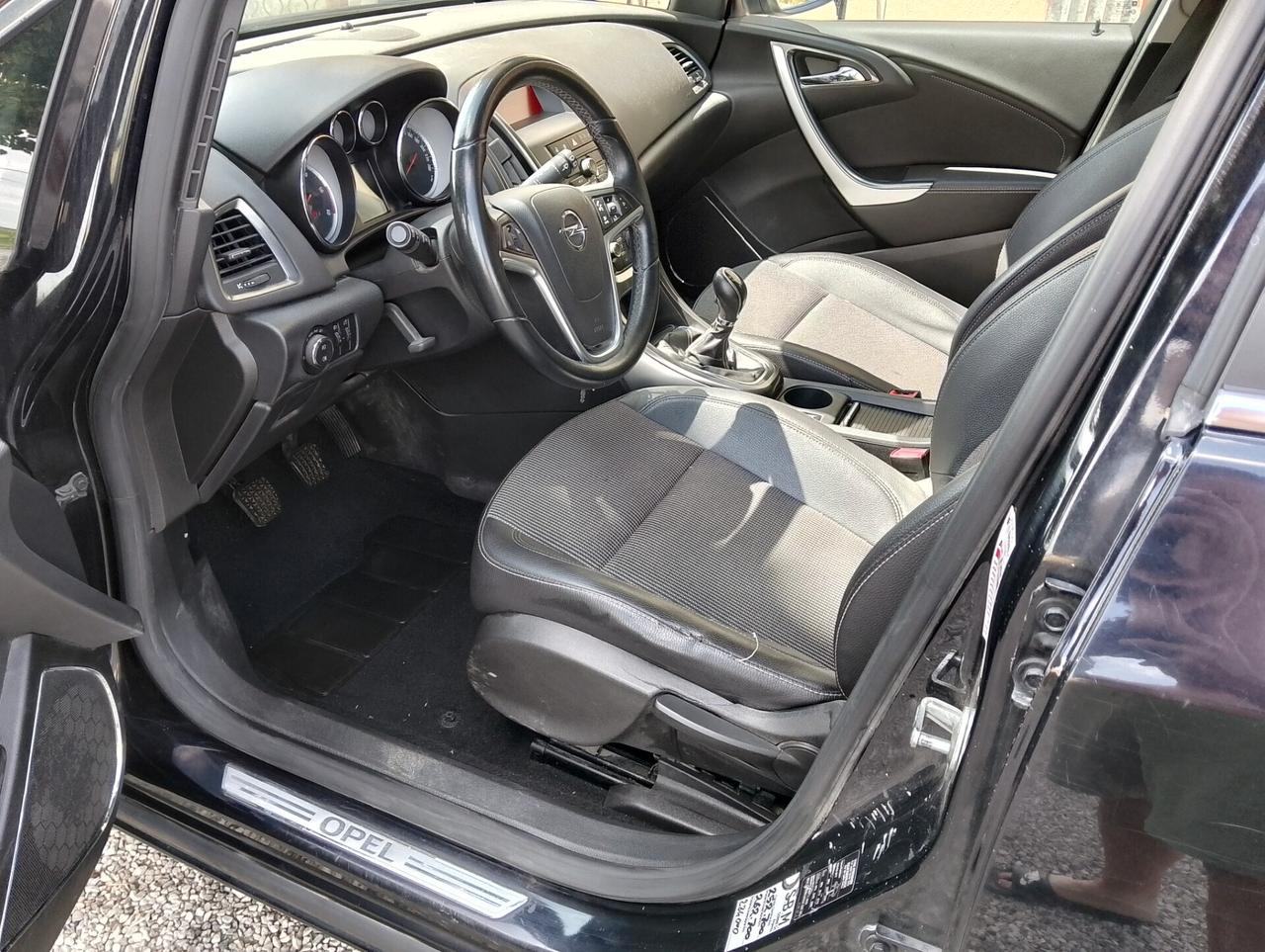 Opel Astra 1.7 CDTI tutta tagliandata Opel perfetta pari al nuovo unica proprietaria