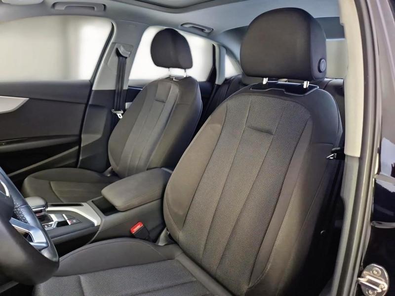 AUDI A4 2.0 30 TDI MHEV 100KW BUSINESS S TRONIC 4 PORTE BERLINA
