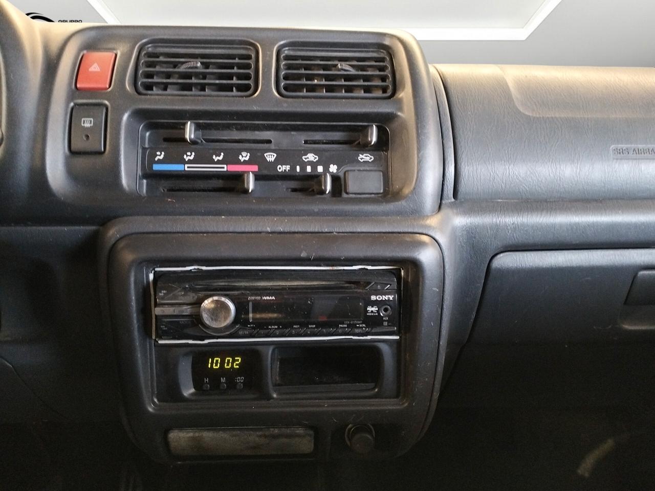 Suzuki Jimny 1.3i 16V cat 4WD JLX Special