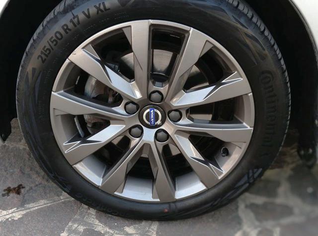VOLVO V60 D3 Momentum