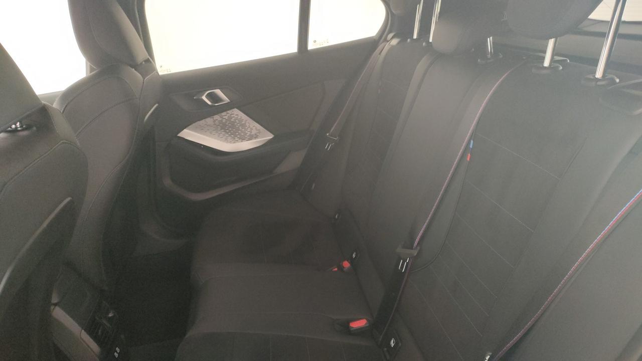 BMW Serie 1 F70 - 118d MSport Pro auto