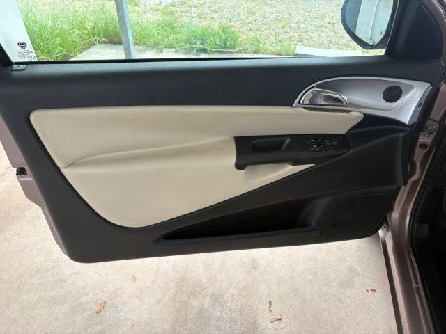 LANCIA Ypsilon 1.2 69 CV Platino OK NEOP INTERNI IN PELLE