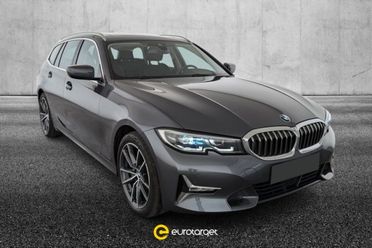 BMW 320 i Touring Luxury