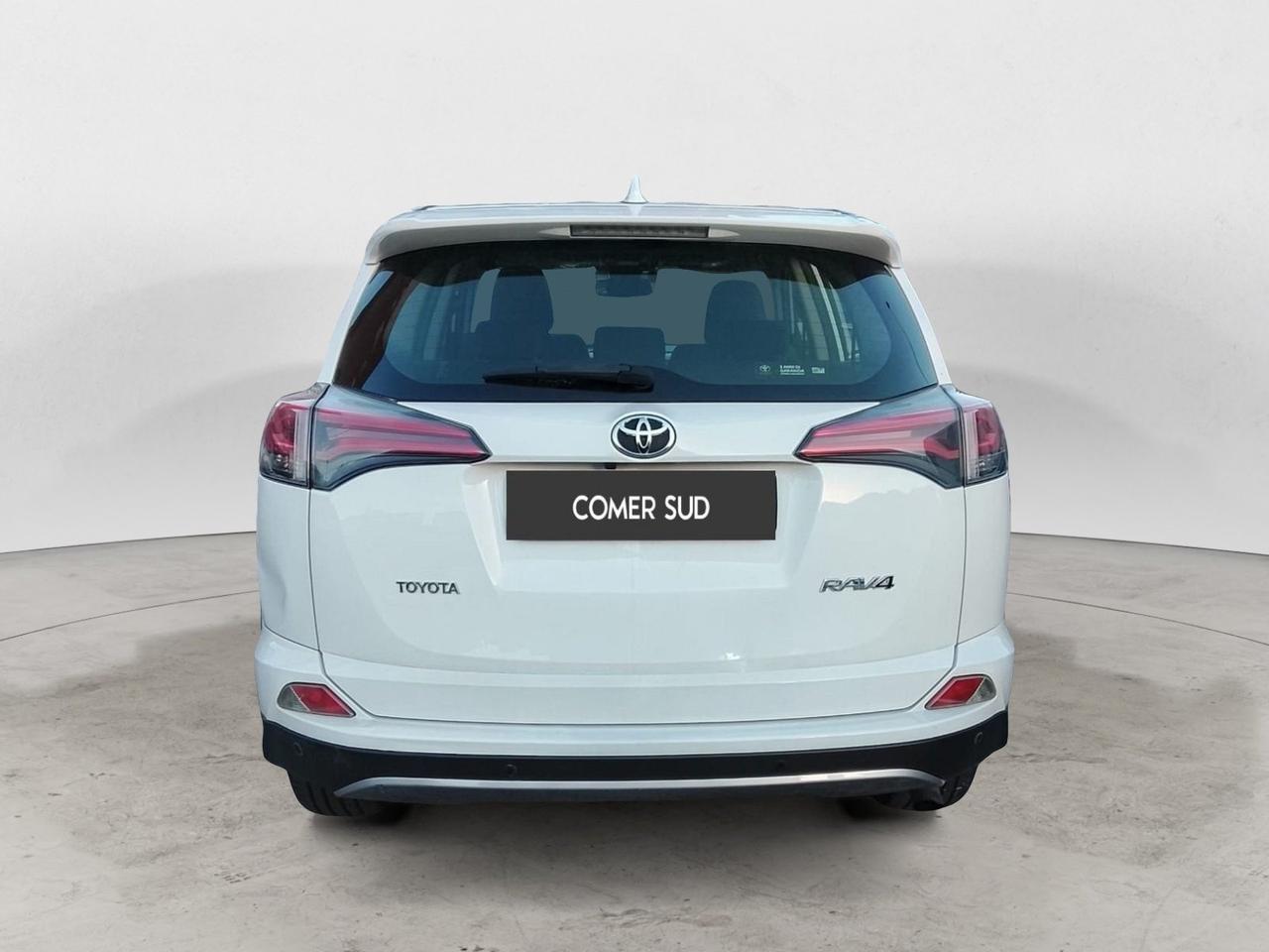 TOYOTA Rav4 IV 2016 - Rav4 2.0 d-4d Exclusive 2wd mt