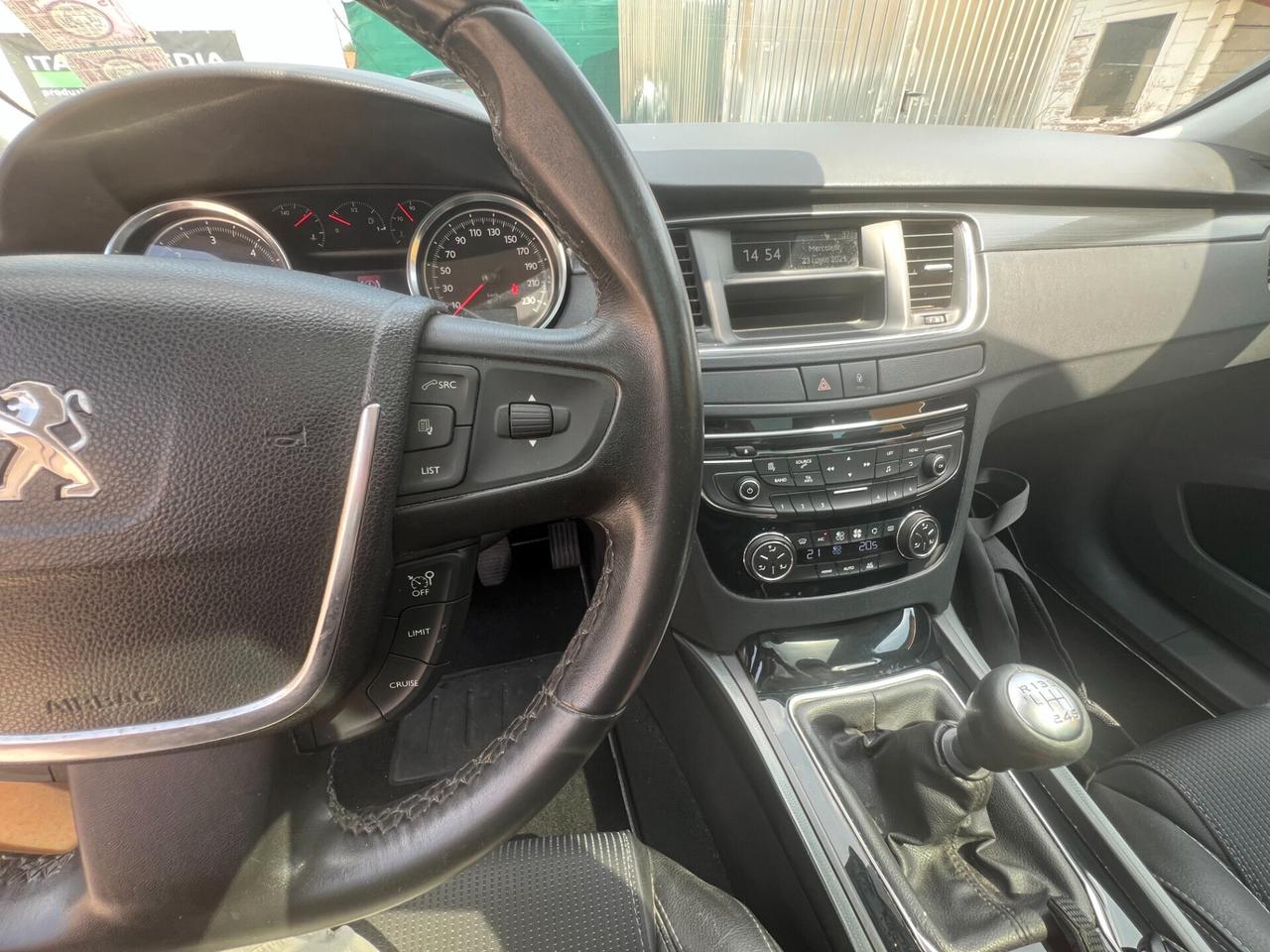 Peugeot 508 2.0 HDi 140CV SW Ciel Allure