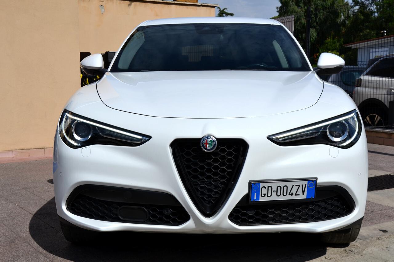Alfa Romeo Stelvio 2.2 190CV AT8 Q4 SPRINT • PREZZO SENZA VINCOLI • UNIPRO' • ITALIANA • FATTURABILE • GARANZIA 12 MESI