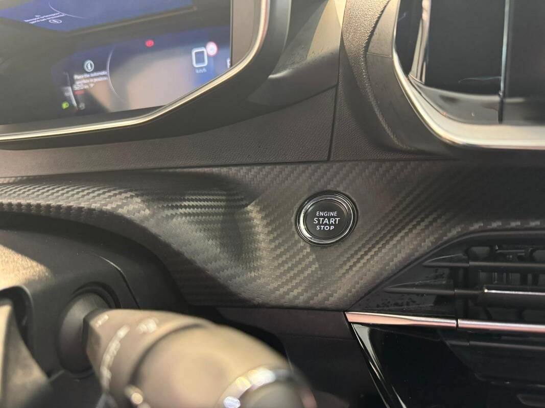 Peugeot 2008 1.5 bluehdi GT Pack s&s 130cv eat8