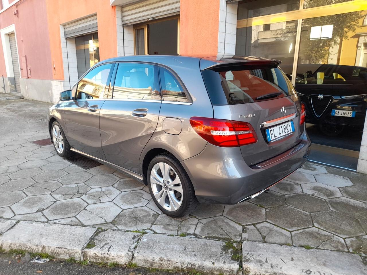 MERCEDES B 180 D SPORT LED/NAVI