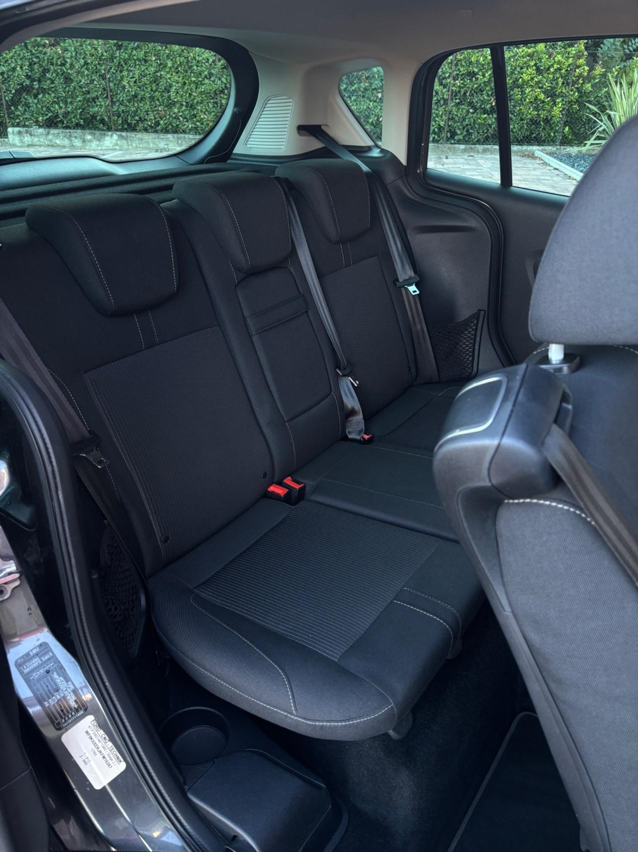 Ford B-Max 1.4 GPL Titanium