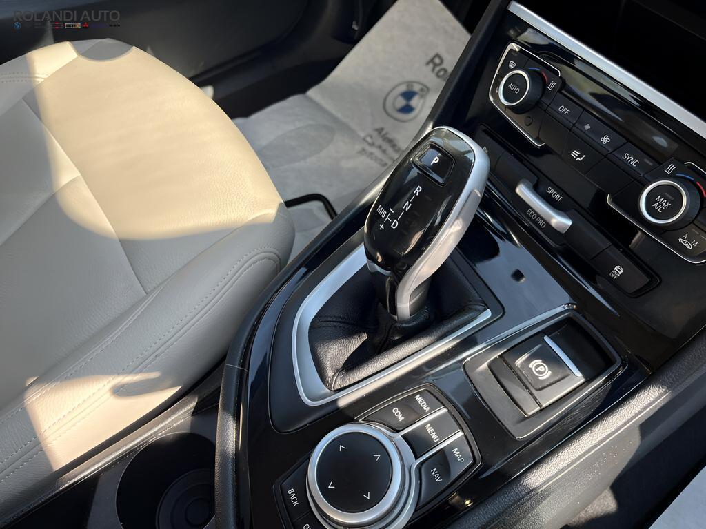 BMW Serie 2 Gran Tourer 218 d Advantage xDrive Steptronic