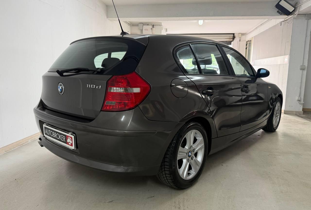BMW Serie 1 (E87) 118d cat 5 porte Futura...