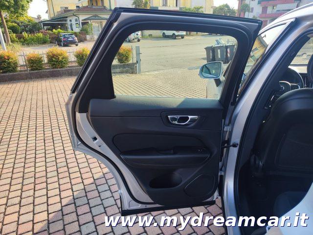 VOLVO XC60 T6 Recharge Plug-in Hybrid AWD Inscription
