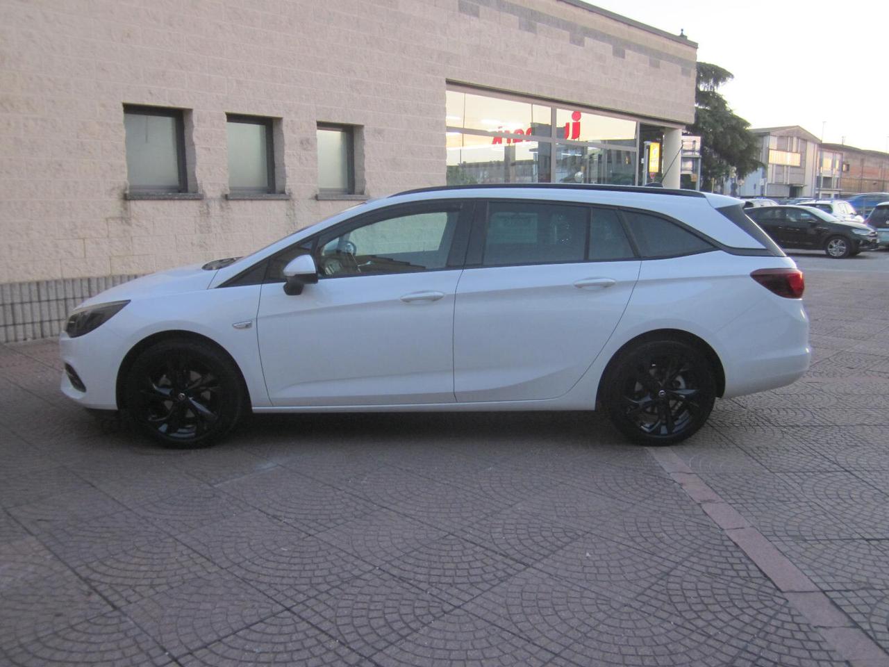 Opel Astra 1.2 Turbo 130 CV S&S Sports Tourer GS Line