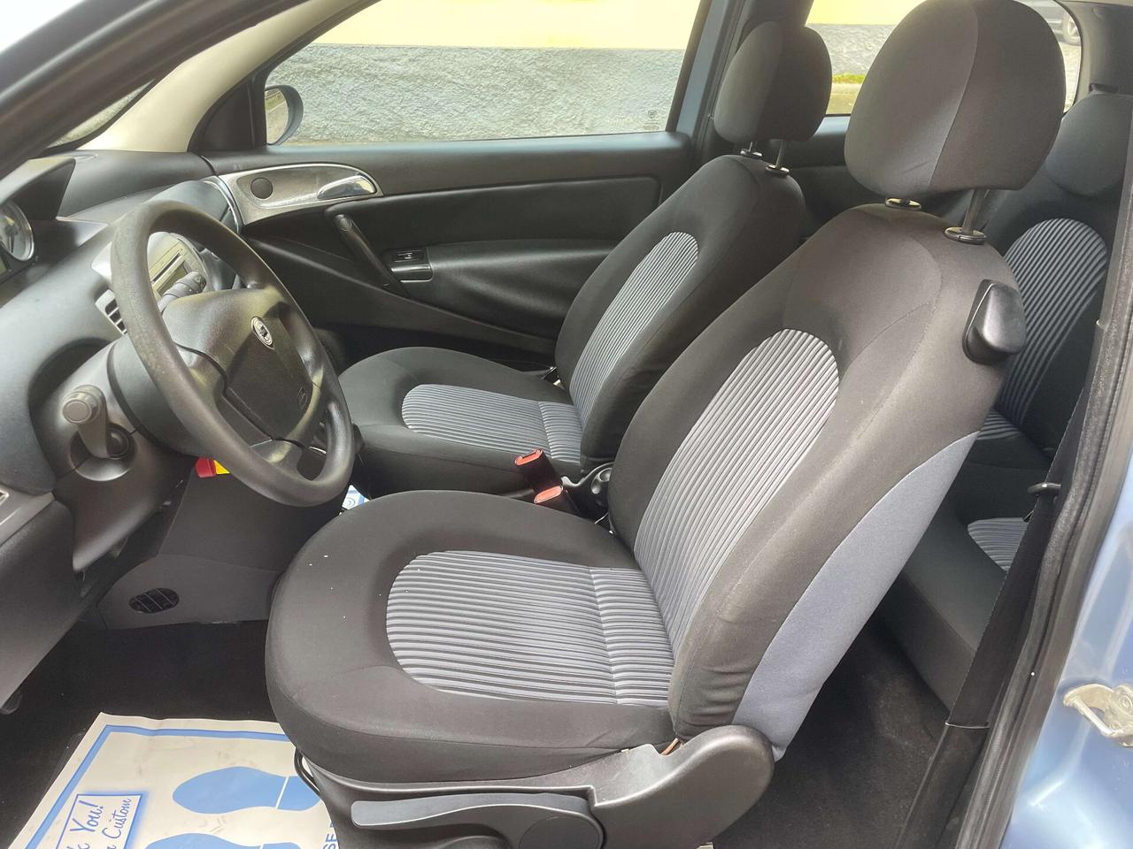 Lancia Ypsilon 1.2 Oro