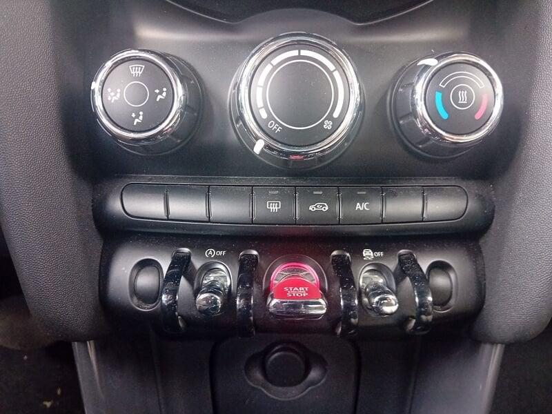 MINI Mini 5 porte Mini 5p 1.5 Cooper D Hype auto