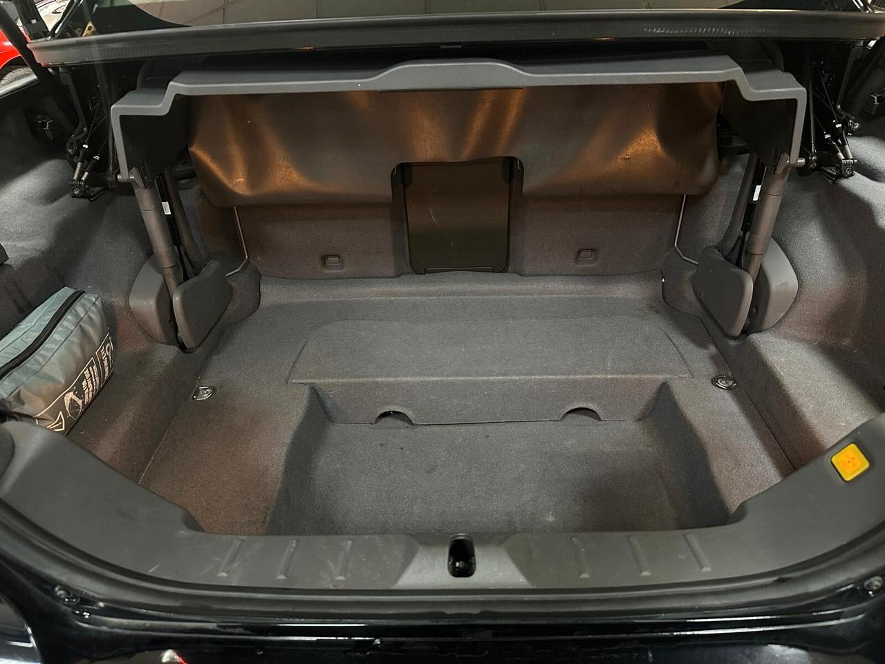 Volvo C70 2.4 D5 20V aut. Momentum TENUTA BENISSIMO