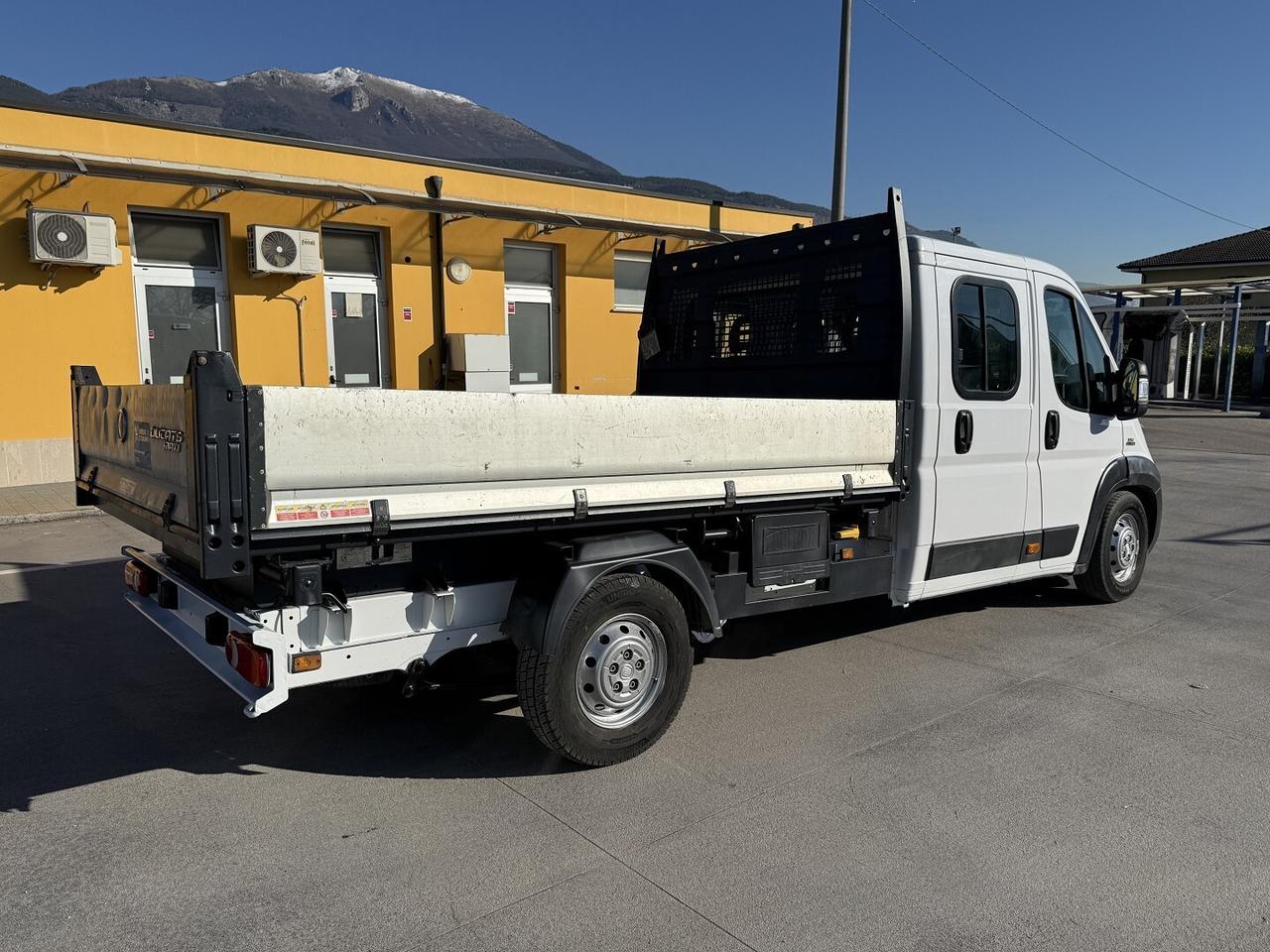 FIAT DUCATO RIBALTABILE NAVI CLIMA 6 POSTI