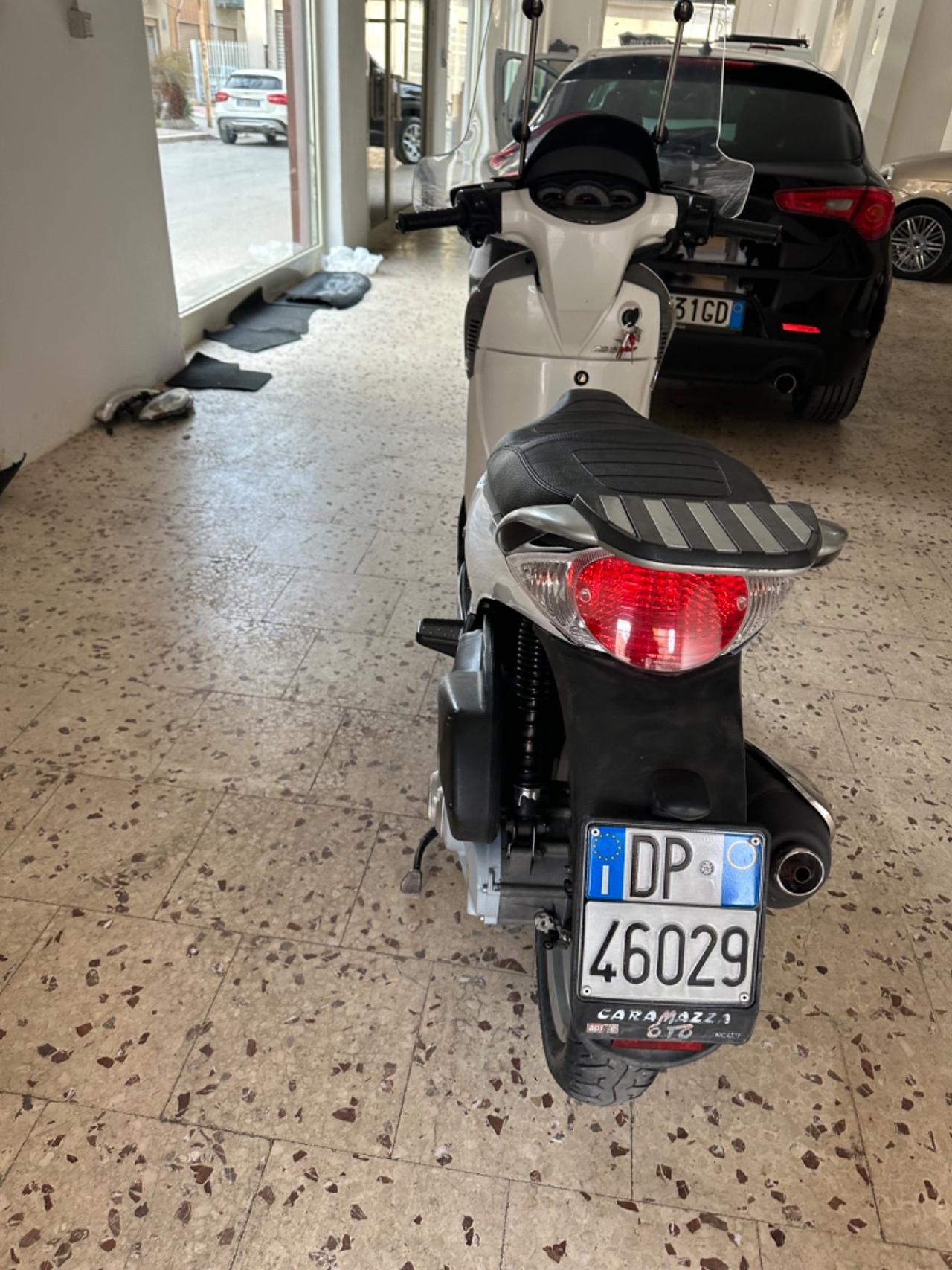 Bellissimo scarabeo 125