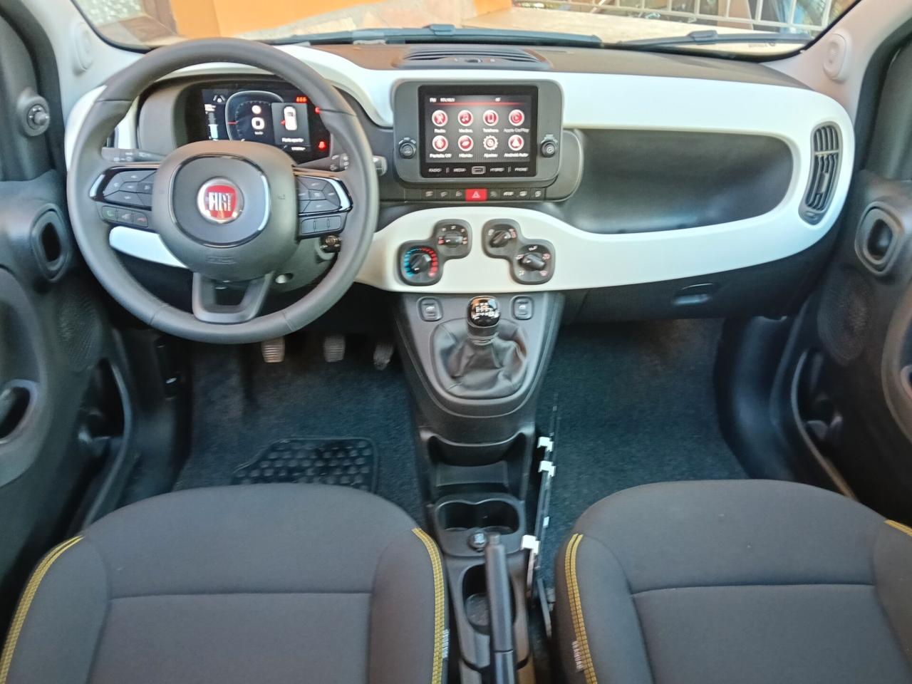 Fiat Panda 1.0 FireFly S&S Hybrid Pandina 2025