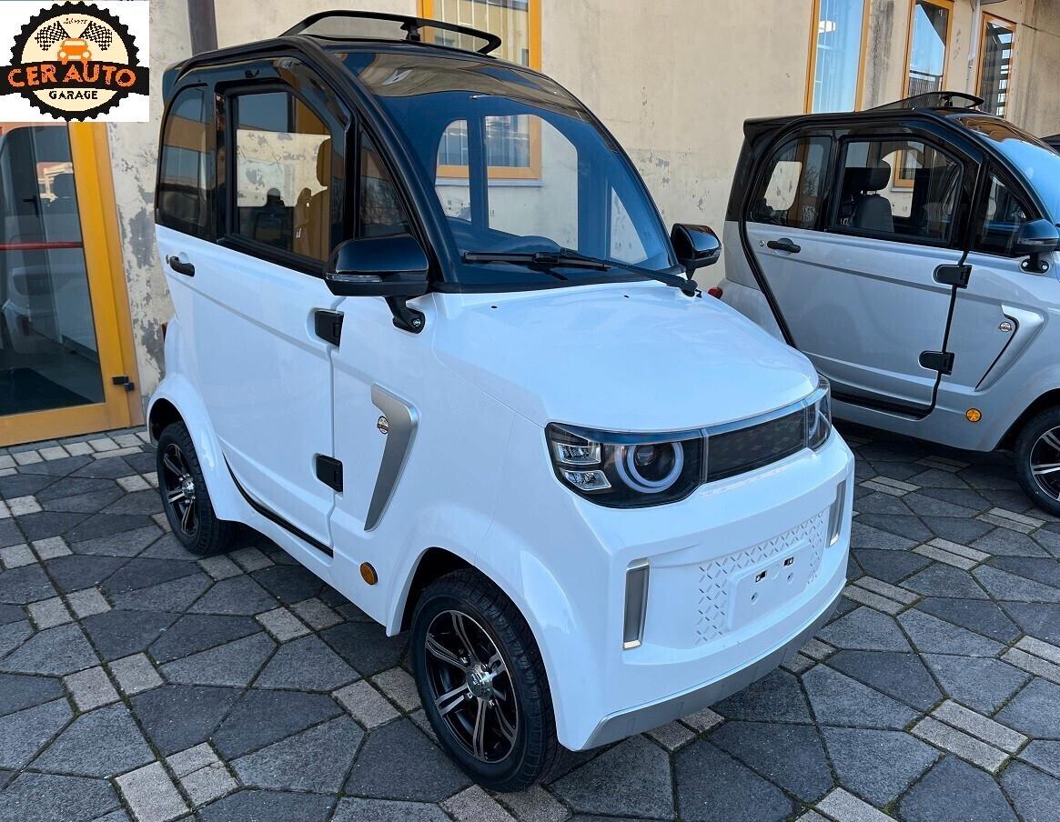 DELTA1 scooter cabinato per anziani/disabili minicar microcar