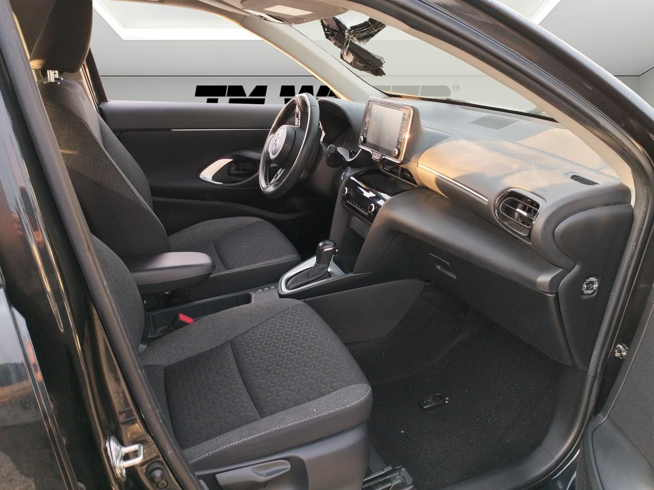 Toyota Yaris Cross 1.5 Hybrid 5p. E-CVT Business