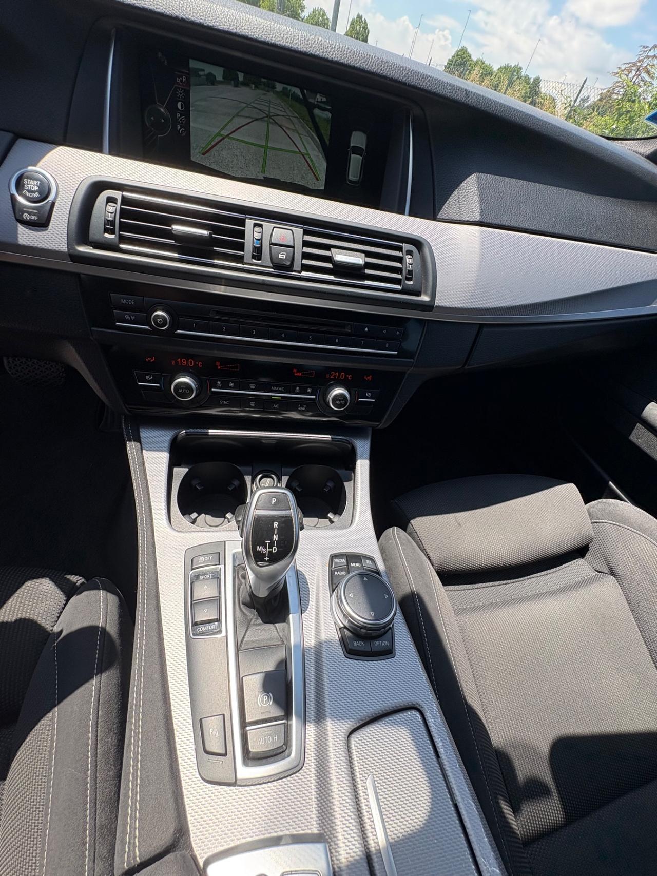 Bmw 525 525d Touring Luxury allestimento MSPORT aut.