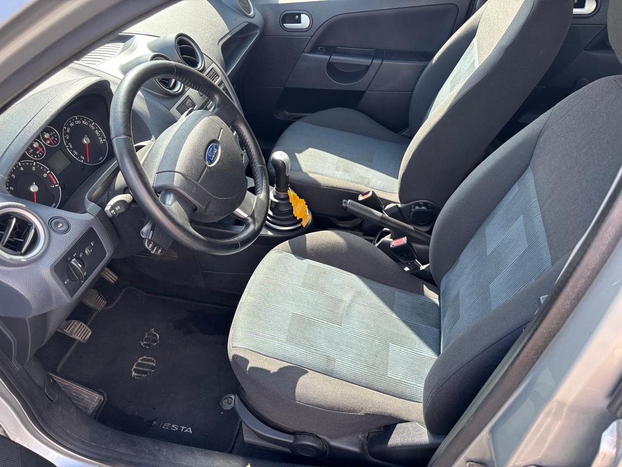 Ford Fiesta 1.2 benzina