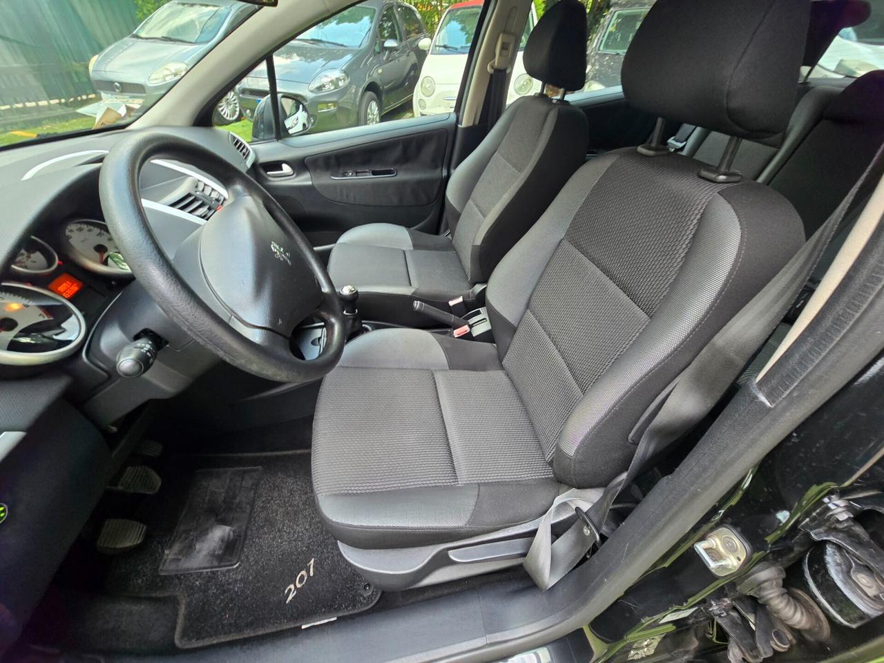 Peugeot 207 1.4BZ/GPL 73CV GPL FINO 2031-2010