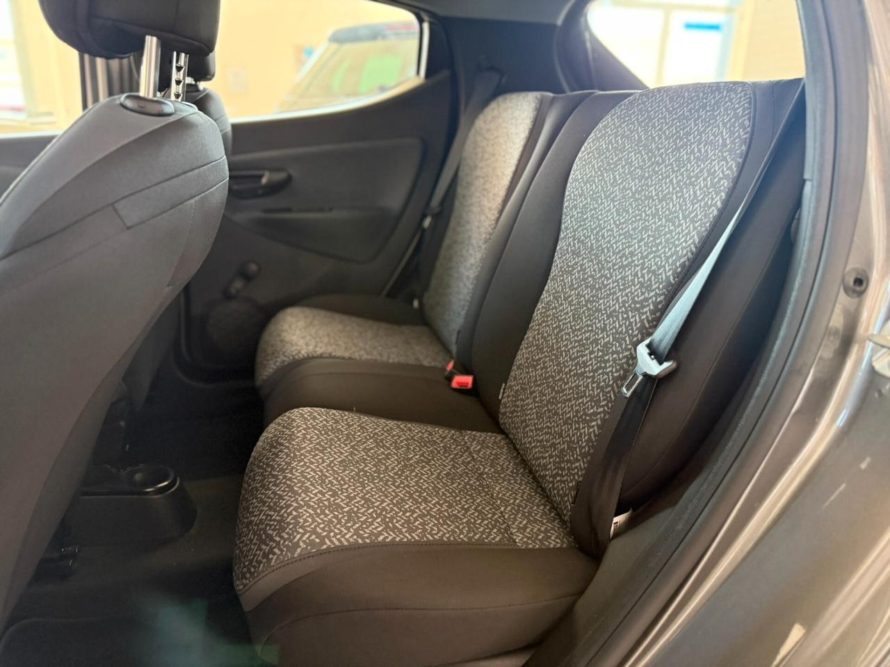 Lancia Ypsilon 1.0 FireFly 5 porte S&S Hybrid Gold
