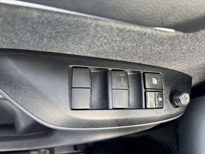 Toyota Yaris Hybrid Trend MY22