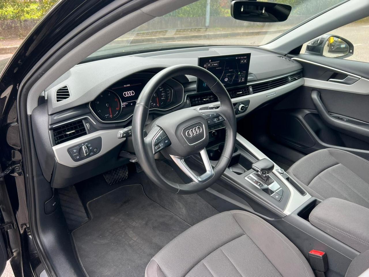 Audi A4 Avant 40 TDI quattro S tronic Business