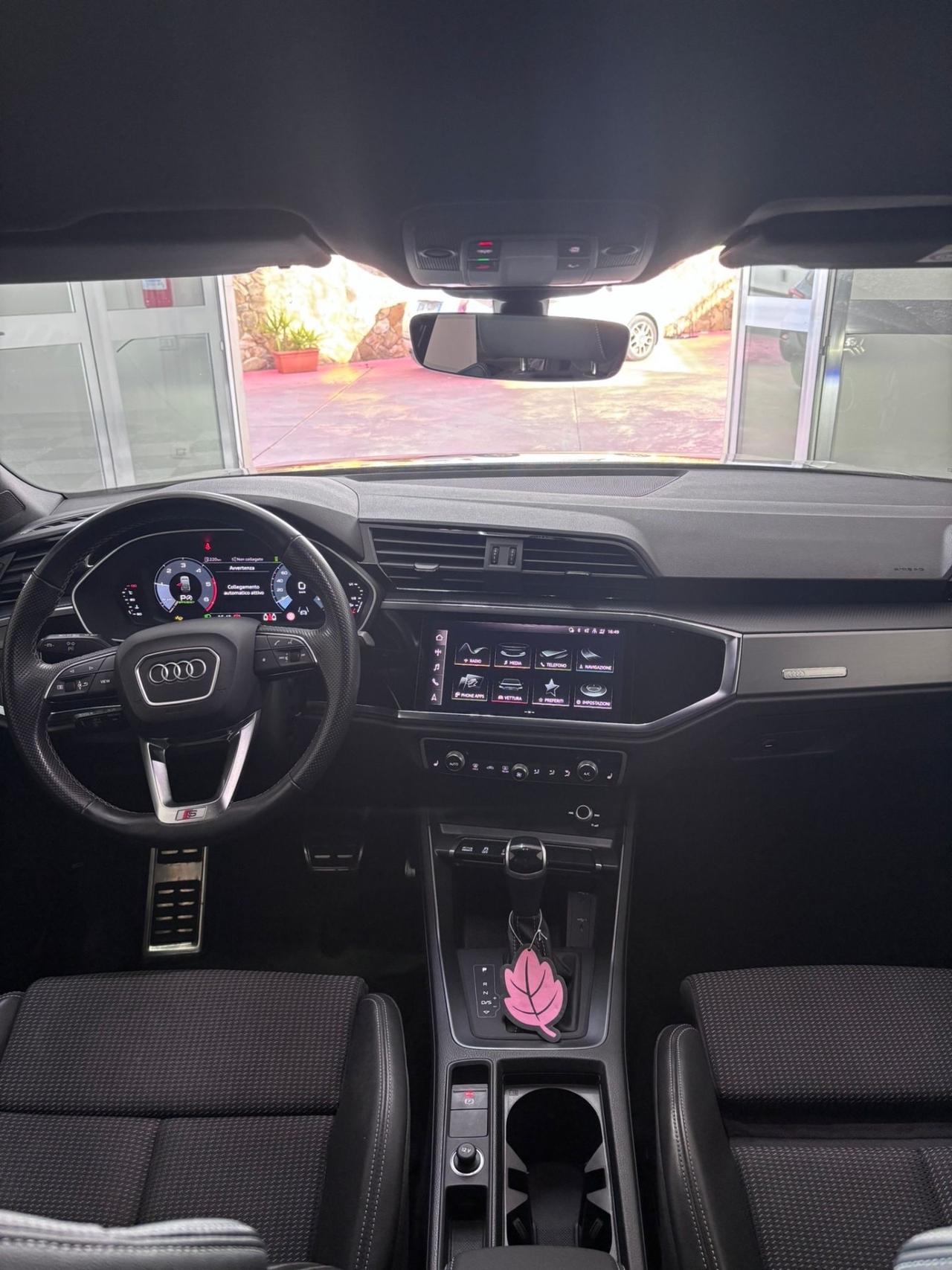 Audi Q3 35 TDI S tronic line edition