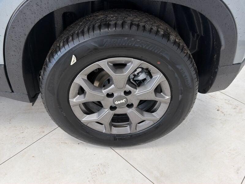 Jeep Avenger E-Hybrid Longitude 1.2 110cv Dct Mhev
