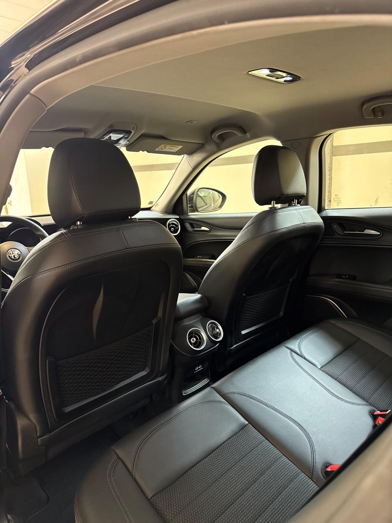 Alfa Romeo Stelvio 2.2 Turbodiesel 150 CV AT8 RWD Super